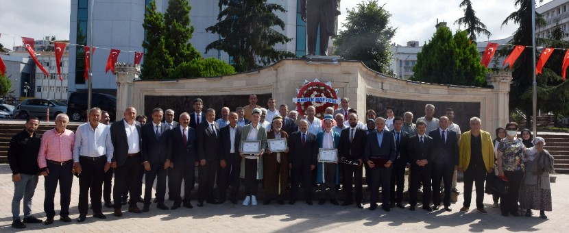 Trabzon’da 2022 yılının Ahisi, Kalfası ve Çırağı ödüllerini aldı