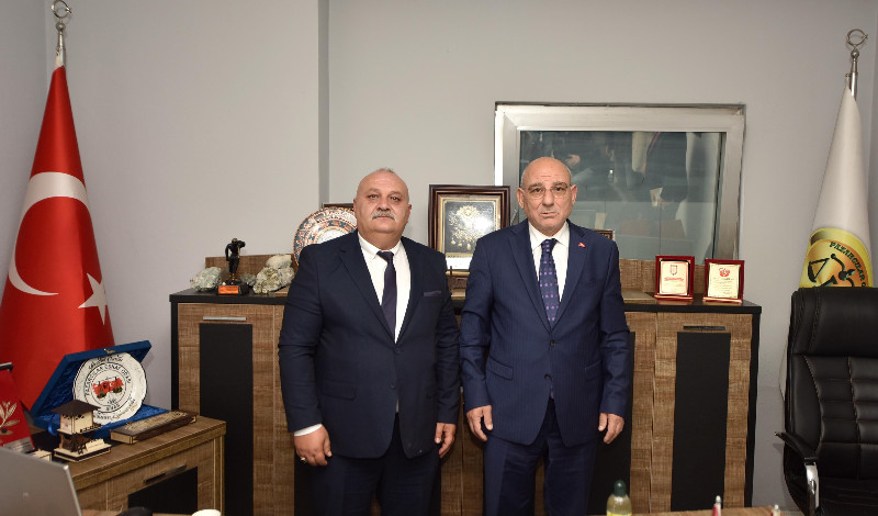 BAŞKAN KARA’DAN SEYYAR SEMT PAZARCILAR ODASINA ZİYARET