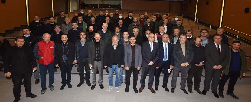 Başkan Kara, Marangozlar ve Mobilyacılar Odası kongresinde Divan Başkanlığı yaptı