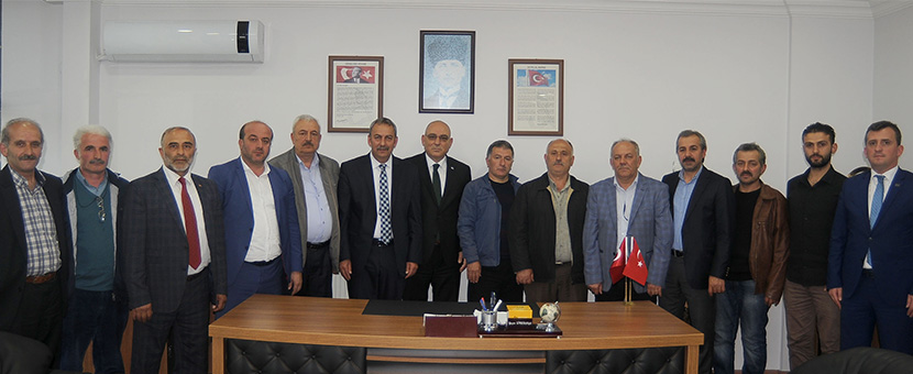 Başkan Kara, Akçaabat Esnaf ve Sanatkârlar Odası'nı ziyaret etti