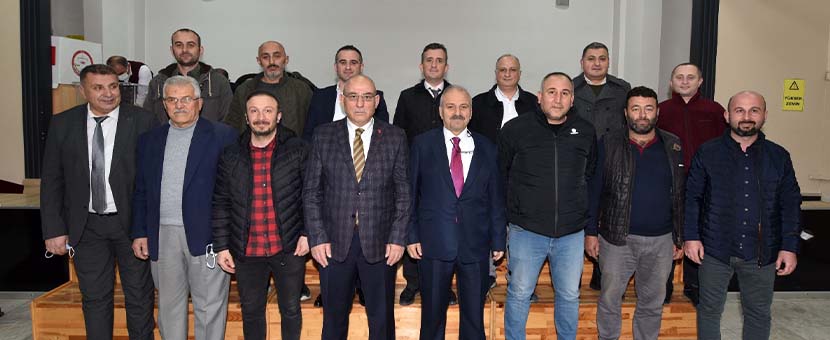 Başkan Kara, Maçka Esnaf ve Sanatkârlar Odası kongresinde Divan Başkanlığı yaptı