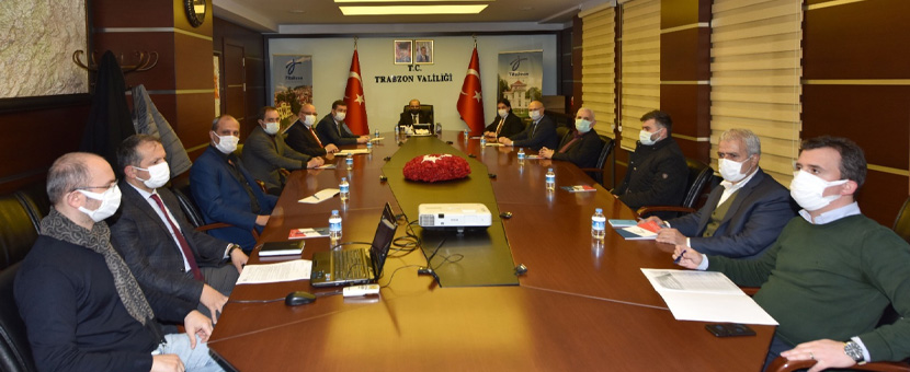 Vali Ustaoğlu, esnaf temsilcileriyle pandemi tedbirlerini değerlendirdi
