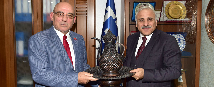 Başkan Zorluoğlu TESOB'u ziyaret etti